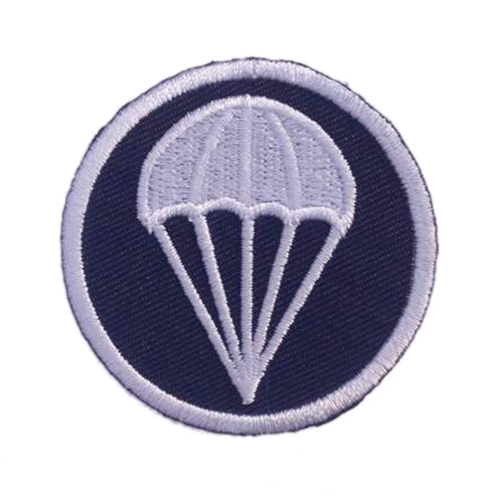 

WWII US AIRBORNE PARATROOPER GARRISON CAP BADGE INSIGNIA PATCH COCKADE