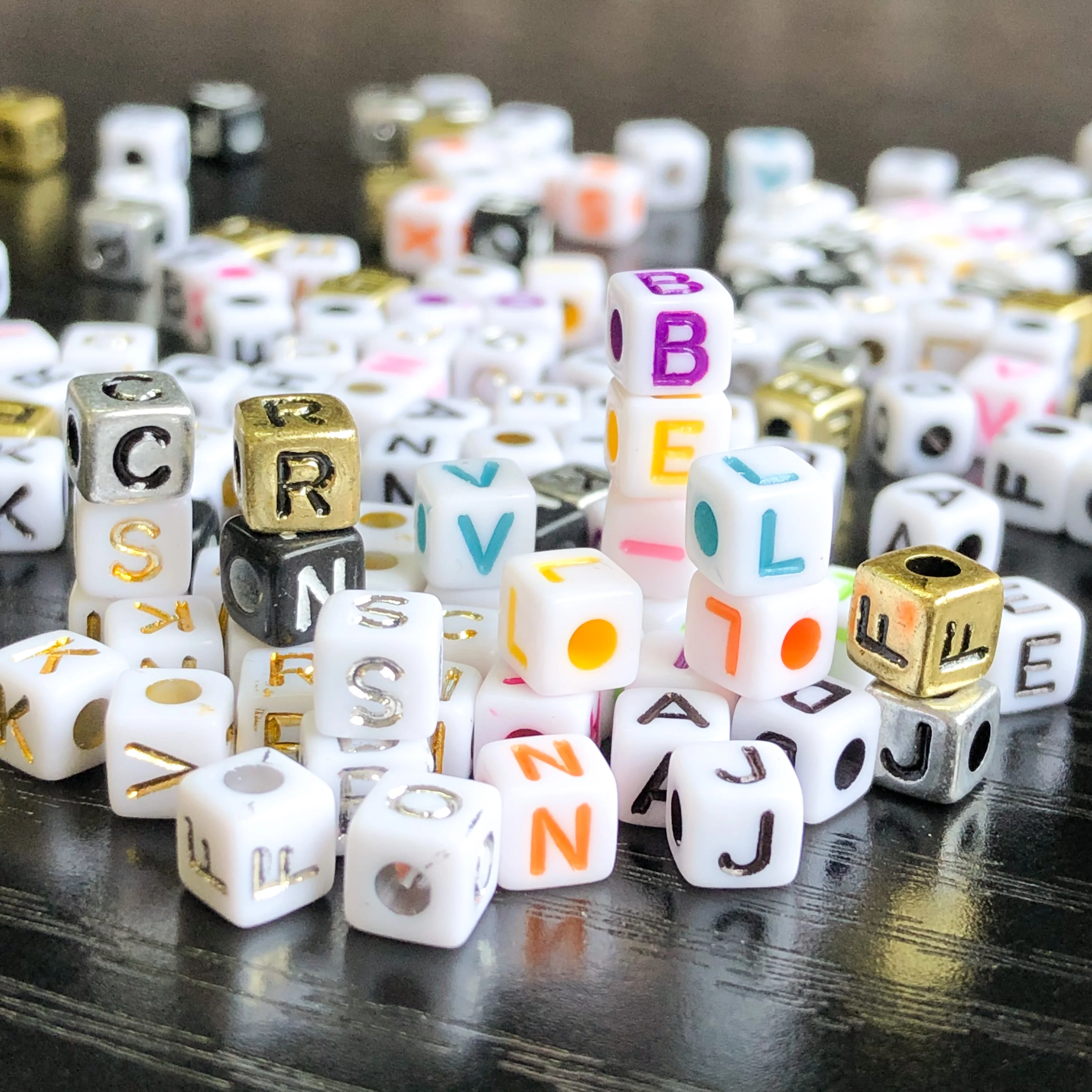 Lot de 200 perles carrées avec lettres de l'alphabet russe, 5mm, Cube mixte, pour la fabrication de bijoux, bracelets faits à la main, accessoires pour cheveux