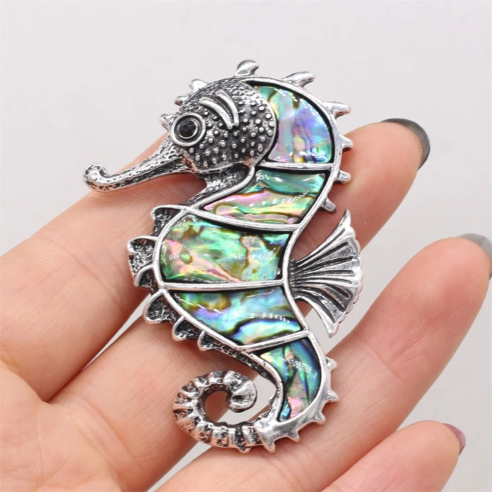 Exquisite Retro Natural Abalone Shell Brooches Hippocampus Animal Pendant Brooch Pins for Girl Women Necklace Accessory Jewelry