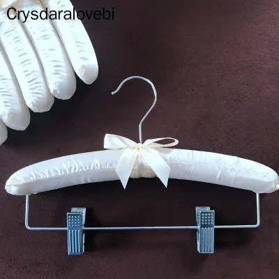 

Hangers With Horizontal Line Padded Hangers for Men Women Baby Hanger With Clips Satin Canvas Covers for Adults Clothes Pants
