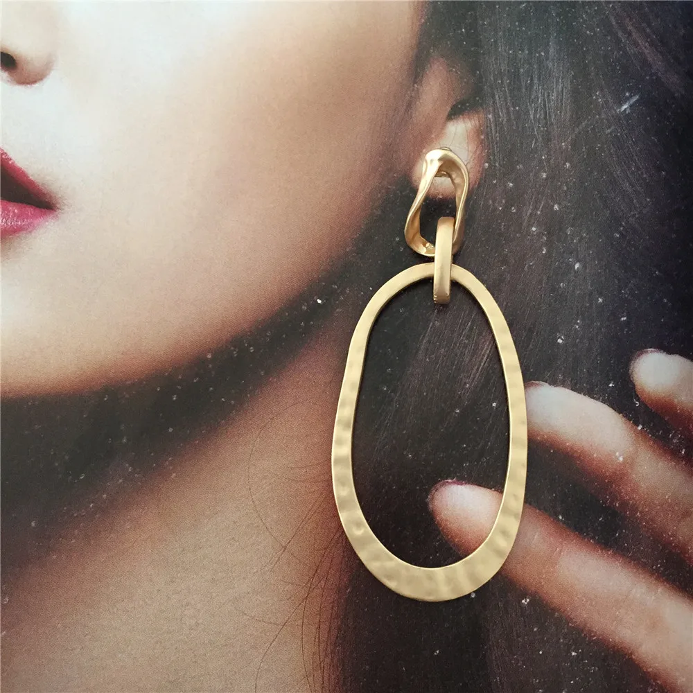 New Fashion Dangle Drop Korean Earrings For Women Geometric Round Irregular Gold Sliver Color Earring Wedding 2021 Jewelry