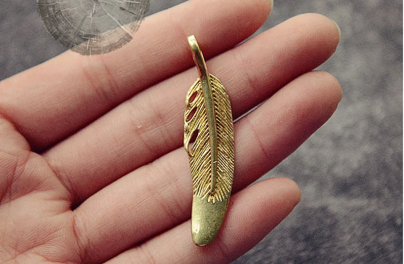 Handmade Vintage Brass Keychain DIY Fitting Chic Exotic Miniature Ornament Pendant Craft Accessory A3097