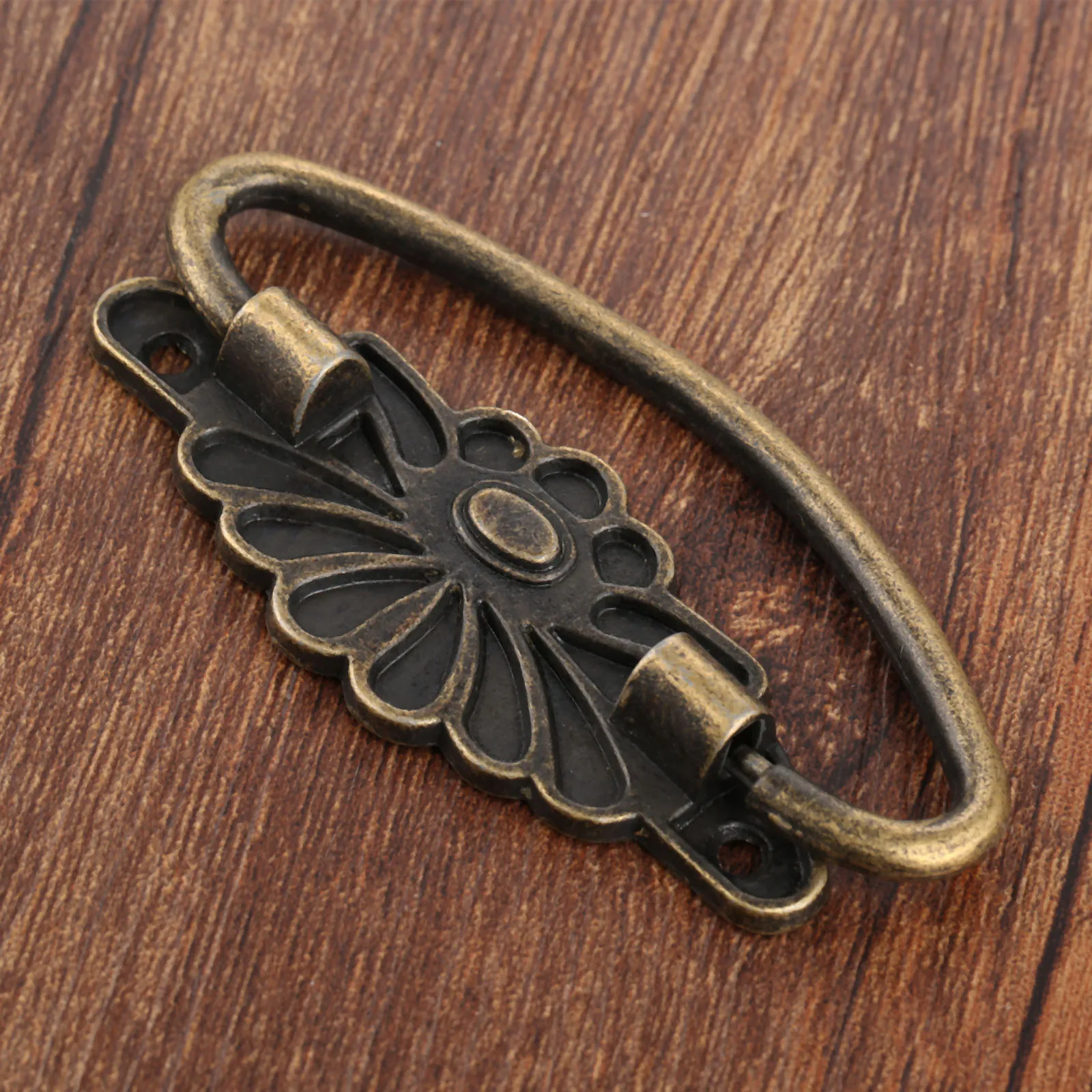 1Pc 81*40mm Wooden Box Furniture Handle Vintage Cupboard Cabinet Knob and Handles European Style Furniture Hardware Wholesale