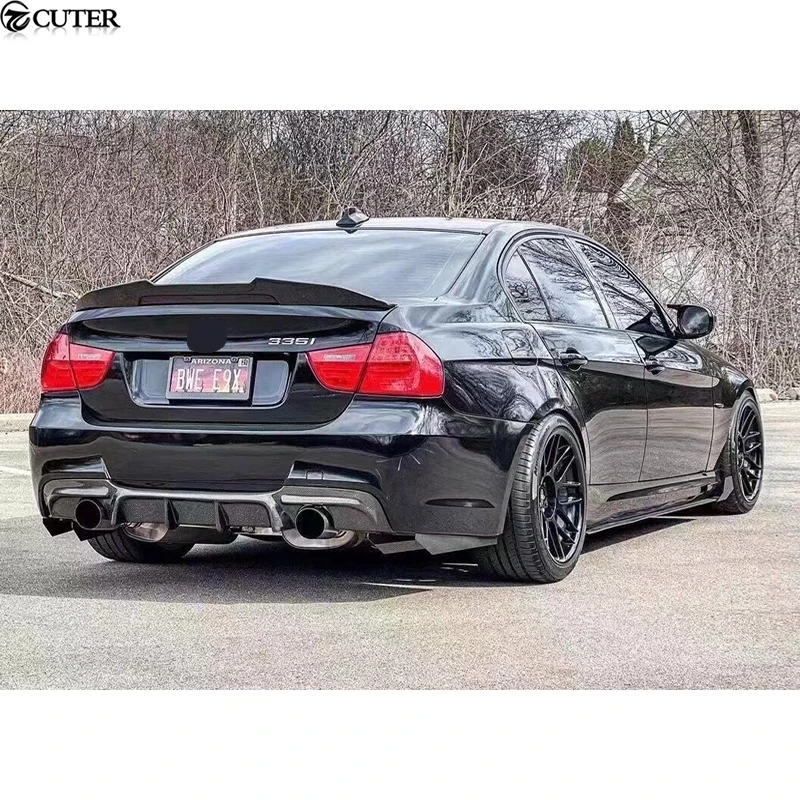 Two out Exhasut E90 320i 330i 335i M-TECH Carbon Fiber FRP Rear Bumper Diffuser Lip for BMW E90 M-TECH Car Body Kit