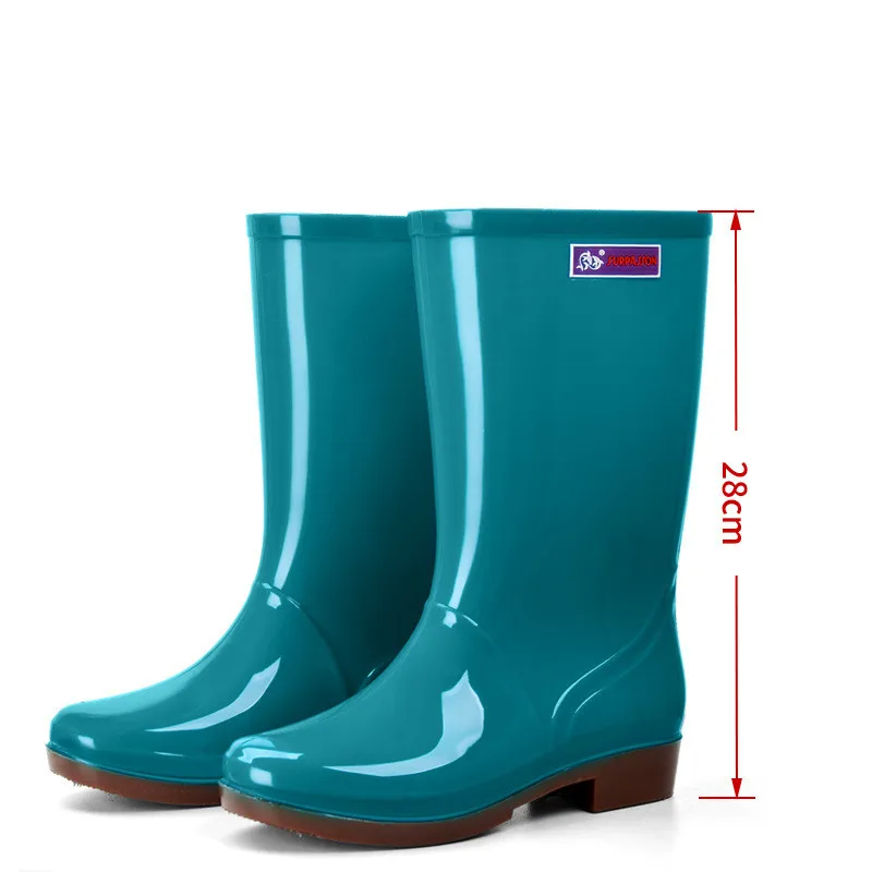 Botas de lluvia hasta la rodilla cálidas de felpa para invierno, botines de agua a media pantorrilla, calzado impermeable de Color sólido