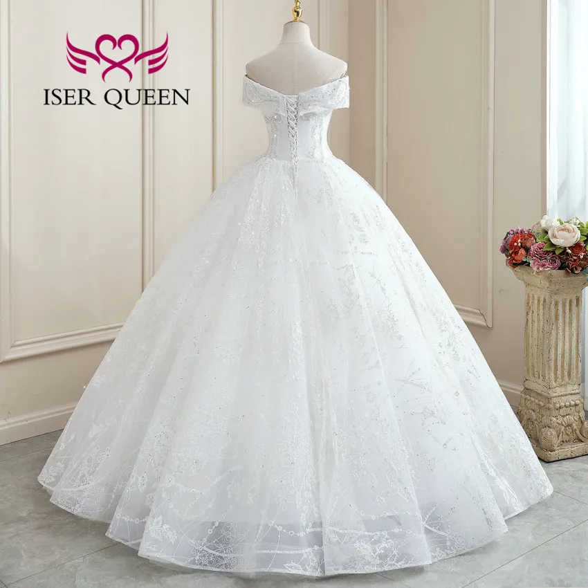 ที่กําหนดเองปิดไหล่แขนสั้นยุโรปชุดแต่งงานไข่มุกลูกปัด Bright ลูกไม้ Appliques ชุดบอลชุดเจ้าสาว WX0256