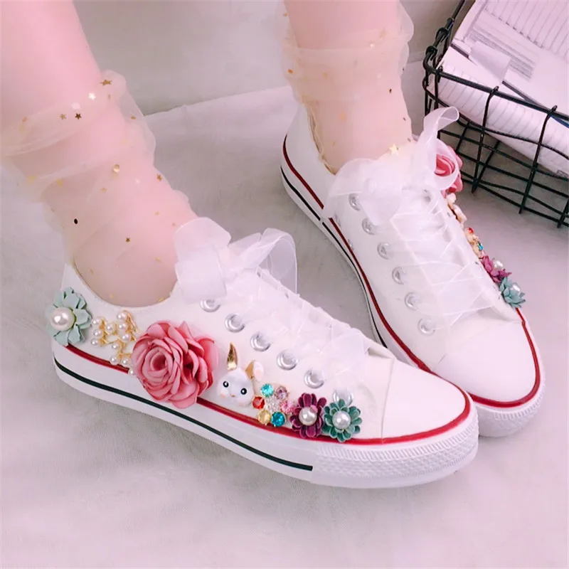 Handmade 3D Flower Girl Low-cut Lace-up Canvas Shoes Women\'s Flat-heeled Shoes Student Wear-resistant Rubber Sports Flat Shoes