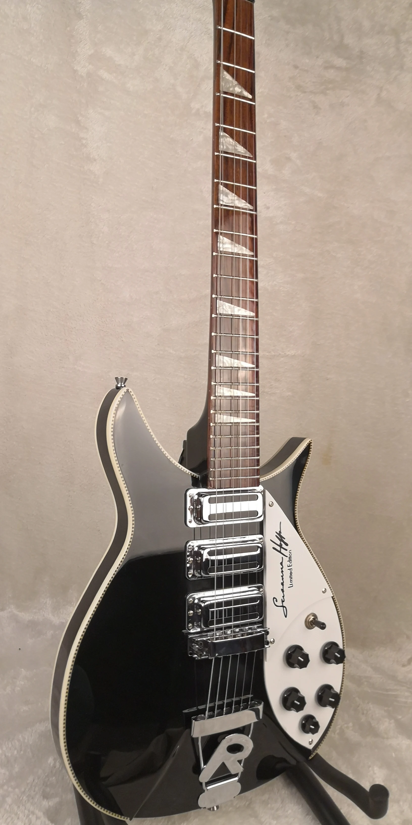 6 String 350 Electric Guitar Ricken Guitar Rosewood fingerboard free shipping