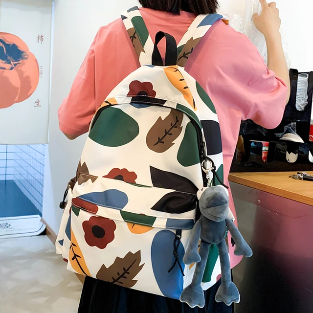 Stylish coaching bags store