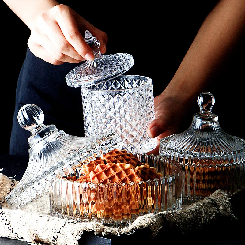 European of crystal storage vessel of glass Candle bowl with sugar cover Candy cans Diamond of caramel storage box of Monili