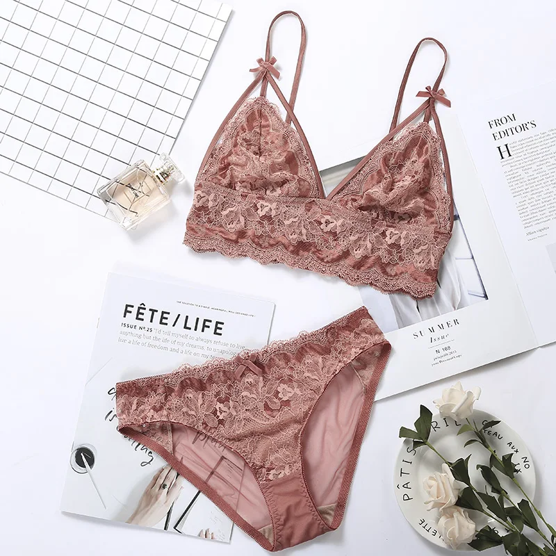 

LILYMODA New Arrivals Fashion Chic Bralette Wire Free Bra Women Sexy Intimates Lace Bra Brassiere Female Lingerie Underwear