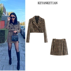 KEYANKETIAN Plaid Blazer Ladies Cropped Tweed Jacket Ladies Fall Texture Ladies Blazer Set Long Sleeve Button Down Jacket