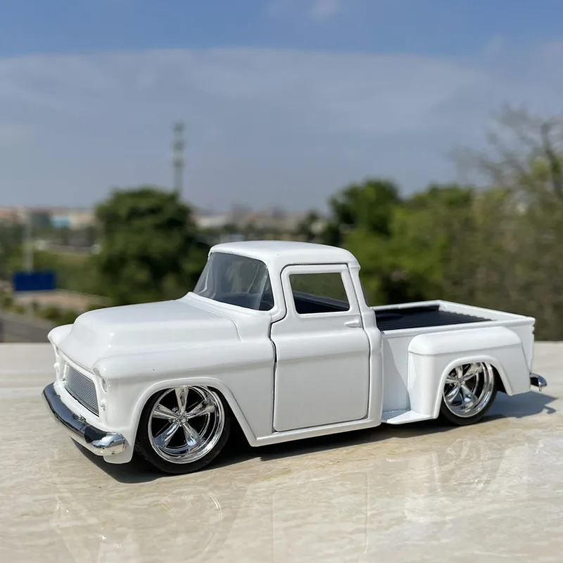 Diecast 1/32 Scale American Pickup Truck  Logistics Transport Truck Alloy Car Model Decoration Gifts Display Toy Car