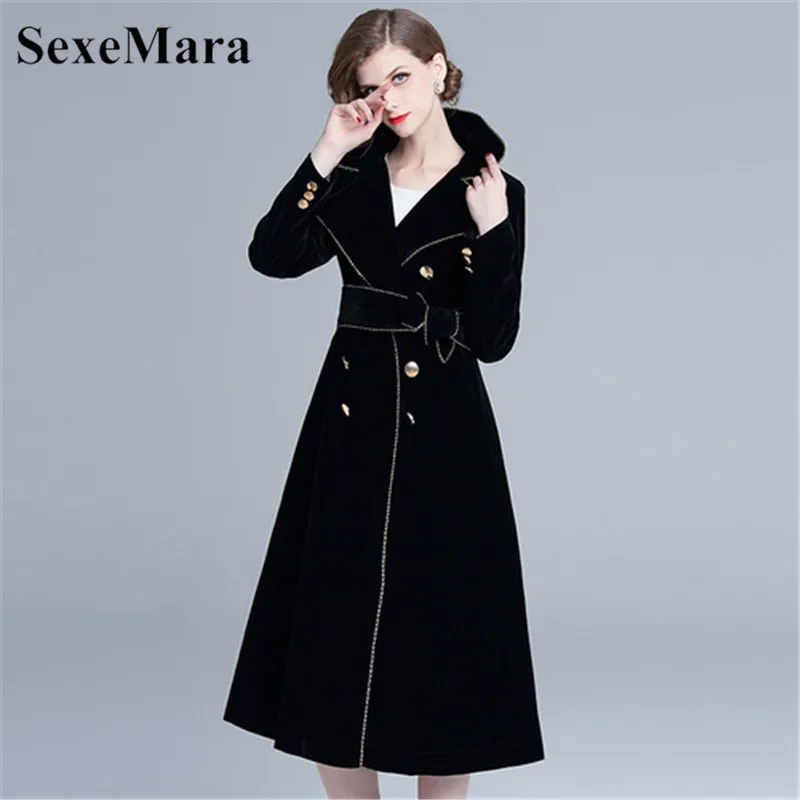 2022 Autumn And Winter new real shot spot European station Hepburn velvet  windbreaker big swing dress