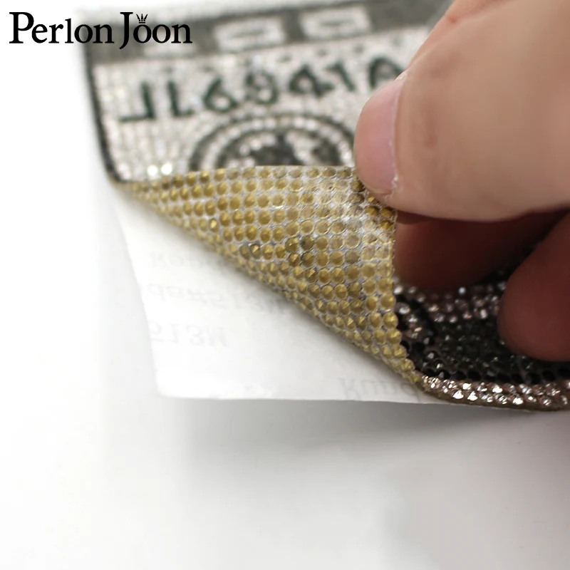 $10000 Money motif money Rhinestones patch crystal applique DIY self-adhesive in the bag cabinet decoration accessories TR152