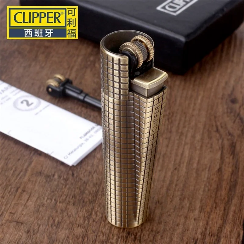 Original Clipper Metal Grinding Wheel Flint Ignition Lighter Portable and Safe Windproof Butane Gas Free Fire Lighters Men Gift