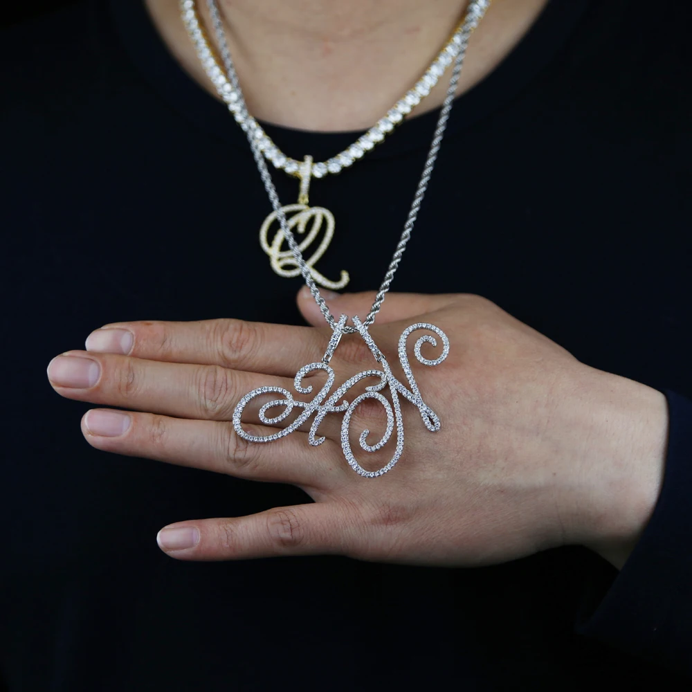 2026 Neue A-Z Kursivbuchstaben Namensanhänger Halskette Iced Out Bling 5A Kubikzirkonia CZ Silberfarbene Buchstaben Charms Hip Hop Schmuck – Detail 8
