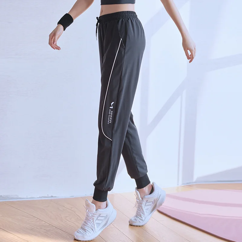 Workout Sport Pants Women Loose Running Sweatpants with Pocket Female Quick Dry Woven Trousers Fitness Soft Jogging Pants Mujer