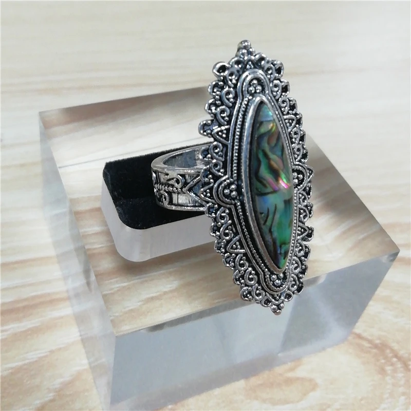 Milangirl Antike Vintage Ring frauen Heißer Verkauf Bohemian Luxus Eingelegten Großen Regenbogen Stein Ring Gravur Klassische Damen Ring