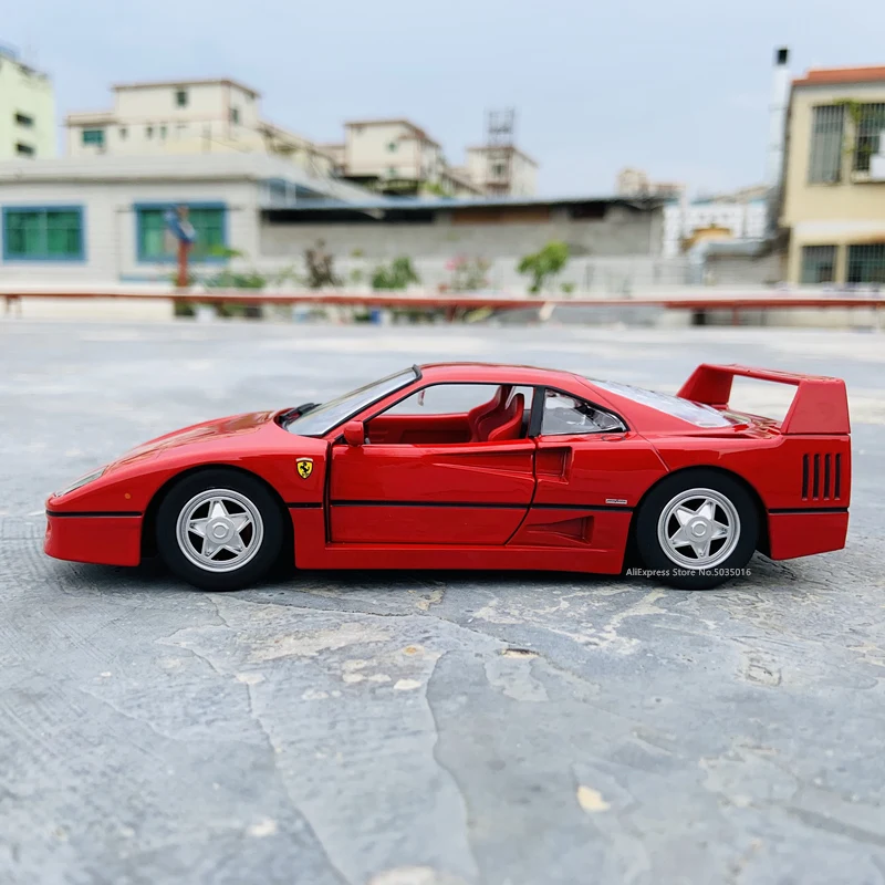 Bburago 1:24 Ferrari F40 collection manufacturer authorized simulation alloy car model crafts decoration collection toy tools