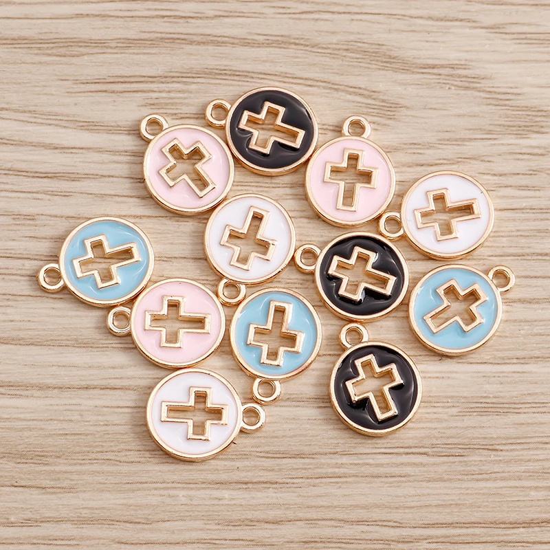10 sztuk 10*13mm religijne Hollow krzyż Charms wisiorki na naszyjniki kolczyki 4 kolor emalia Charms Handmade DIY tworzenia biżuterii