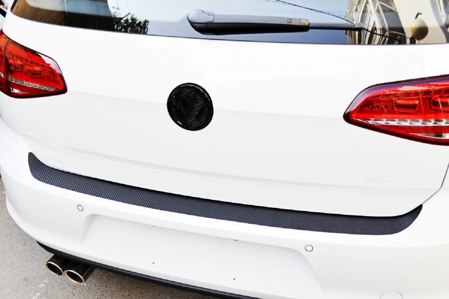 Protezione paraurti posteriore auto adesivo in fibra di carbonio per VW MK7 GTI Golf 6 Golf 7GTE pezzi di ricambio antigraffio