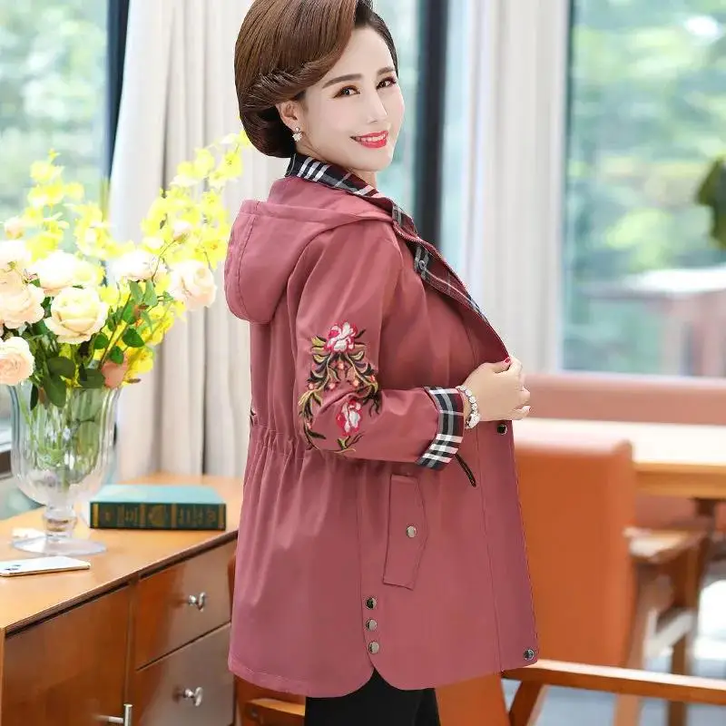 Windbreaker Women Mid-Length Embroidery Jacket 2022 New Loose 5XL Spring Autumn Coat Female Fashion Khaki Hooded Jackets