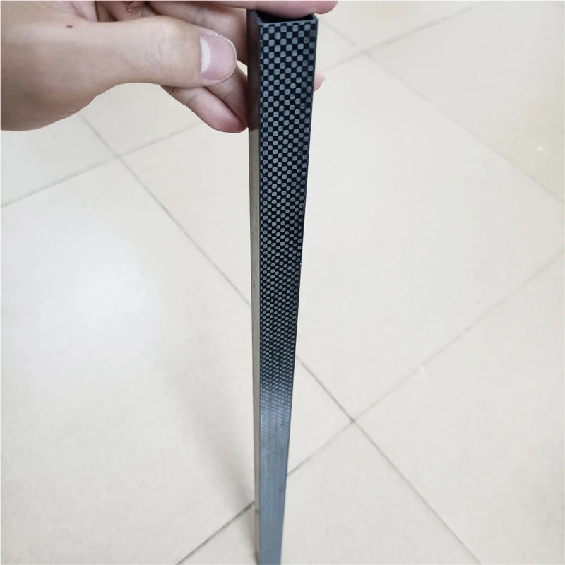 3K Full Carbon Fiber Vierkante Buis Hoge Sterkte Od 10Mm 15Mm 20Mm 22Mm 25Mm 30Mm Vlakte Glanzend Oppervlak 250Mm 300Mm 500Mm 600Mm