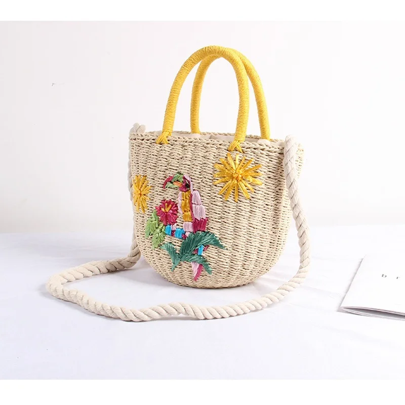 Handmade Straw Bag Women\'s One-shoulder Portable Large-capacity Embroidery Woven Bag Sen Female Holiday Beach Bag