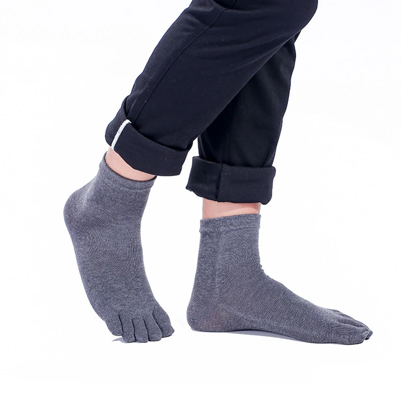 3 pairs Men Five Toe Socks Unisex Indoor Casual Cotton Ankle Socks Solid Color Black Grey White Five Finger Sock