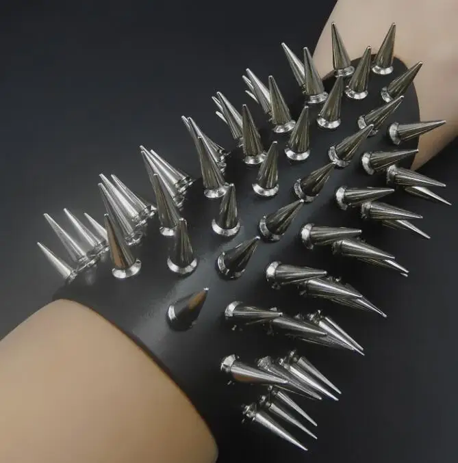 

PU Leather Men Pumk Bracer Night Club Dance Rivet Long Spikes A Pair