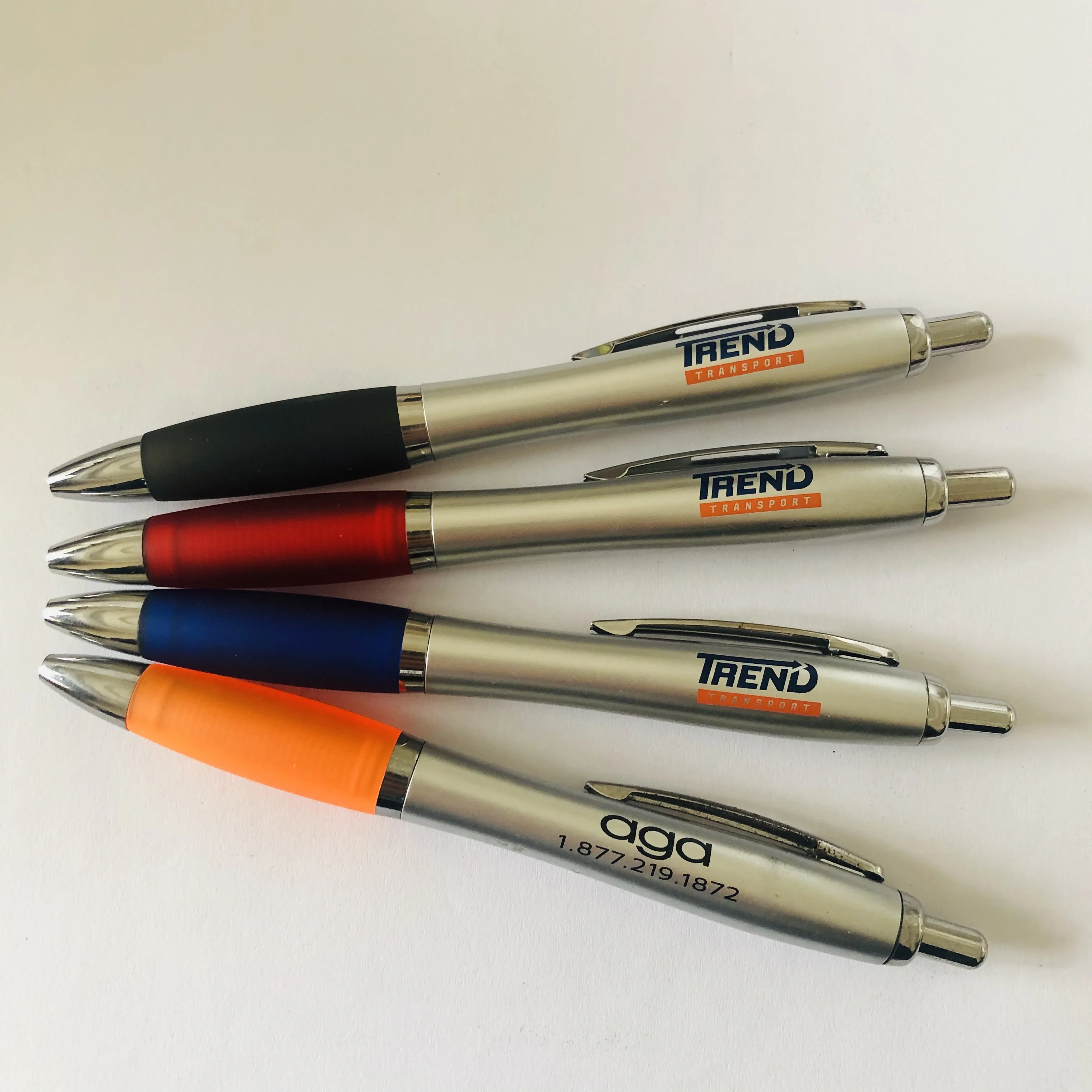 wholesale high quality 500pcs FREE SHIPPING craze hot/promotional ball pen/gift plastic pen/free custom logo printed