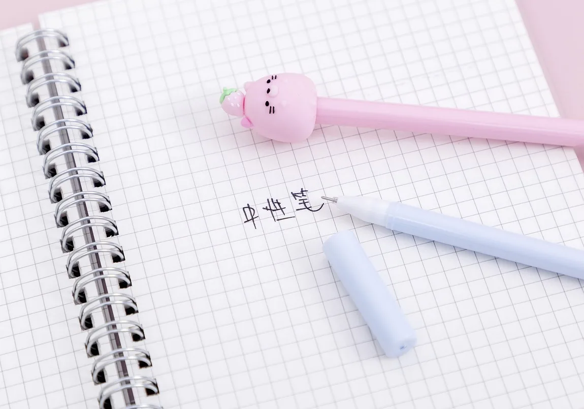 Students Creative Cartoon Meng Wu Fruit Head Pen Black 0.5mm Student Stationery Pen Wholesale
