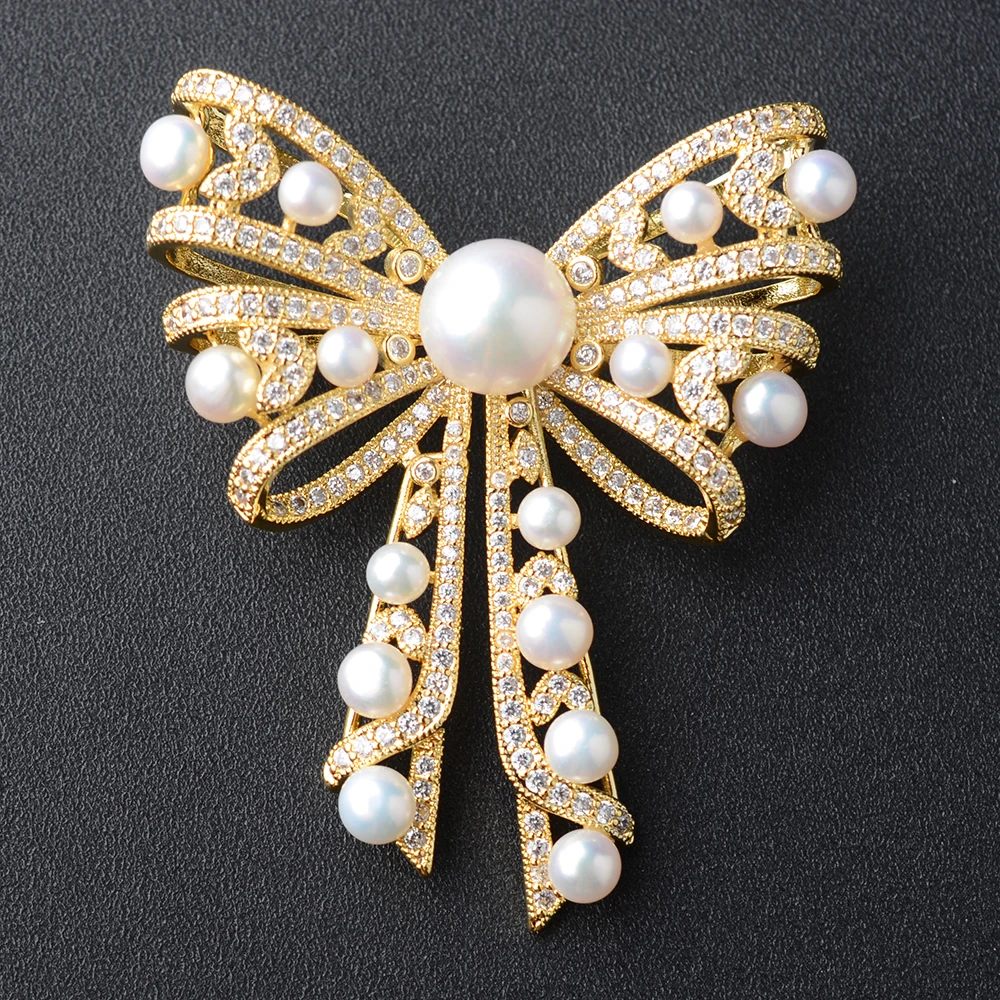 Women's Silver And Gold  Plated Fresh Water Pearl Bowknot  Brooch