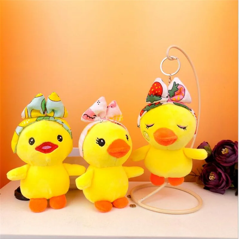 1 pçs criativo pequeno pato amarelo brinquedos de pelúcia pingente bonito pato pelúcia animal frango boneca presente natal chaveiro acessórios