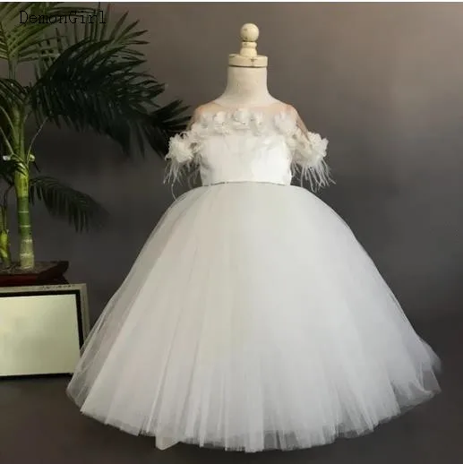 Flauschigen Elfenbein Weiße Blume Mädchen Kleid für Hochzeit Prinzessin Geburtstag Party Kleid Kommunion Kleid Kid Größe 9M-14Y Fotografie