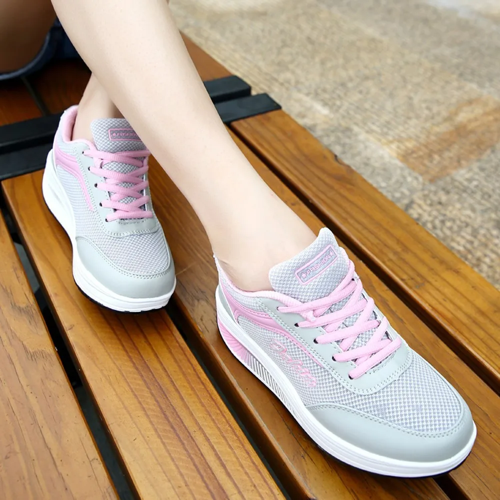 

Women Vulcanized Shoes Platform Low-top Shake Shoes Mesh Heightening Casual Sneakers Light Concise Loafers Non-slip Soft Bottom