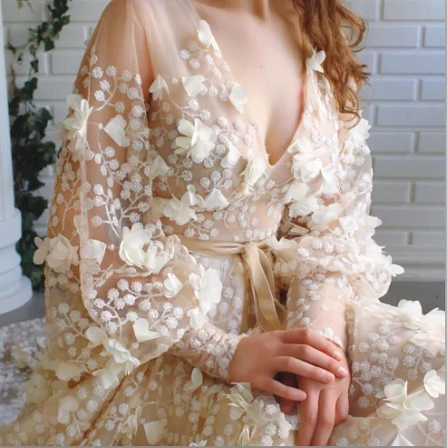 Exquisite Design Prom Dresses Handmade 3D Flowers Sheer Lace Appliques Front Split V-Neck Long Sleeves Party Dresses