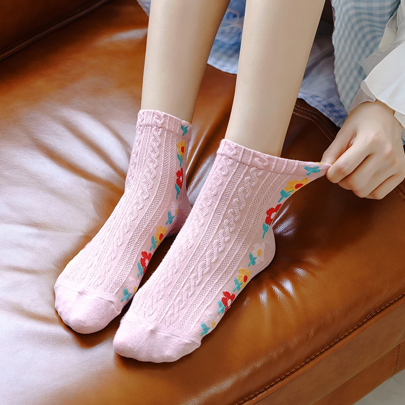 5 Pairs New Fashion Women Socks Japanese Korean Style Female Cartoon Flower Harajuku Kawaii Socks School Girls Casual Crew Socks