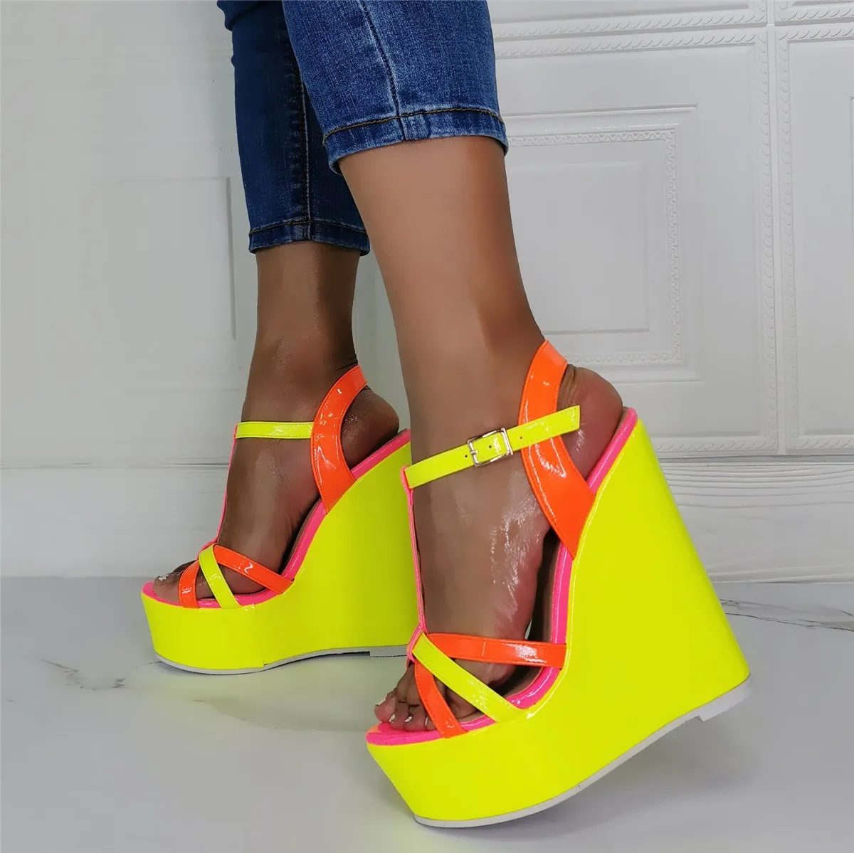 

Women Sandals Platform High Heels Shoes Shiny Leather Gladiator Sandalia Feminina Summer Wedge Heel Sandalias Mujer 2021