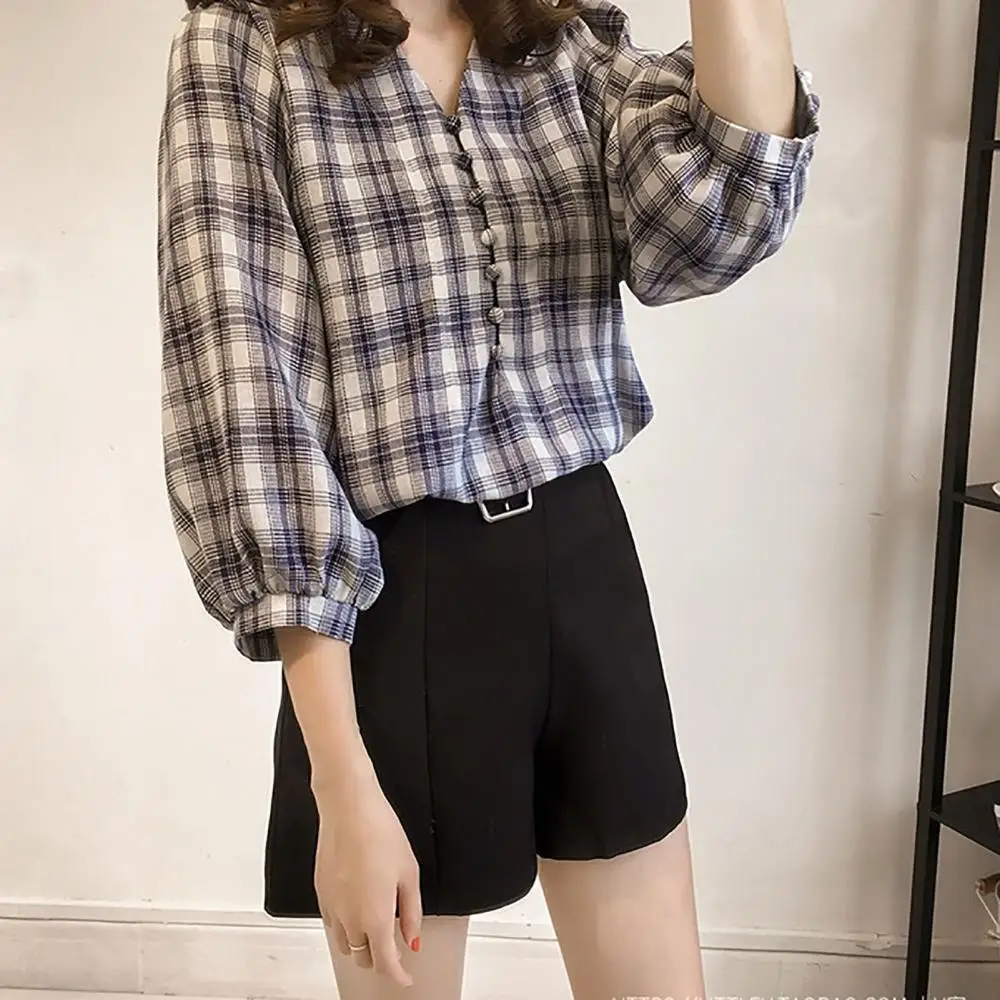 2021 Autumn Vintage Plaid Shirts Women 3/4 Puff Sleeve V Neck Buttons Loose Blouse Streetwear Fashion Ladies Blouse