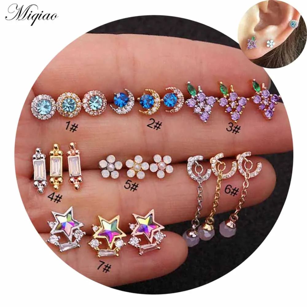 

Miqiao 2pcs Popular Sweet and Colorful Moon Star Earrings and Exquisite Piercing Jewelry