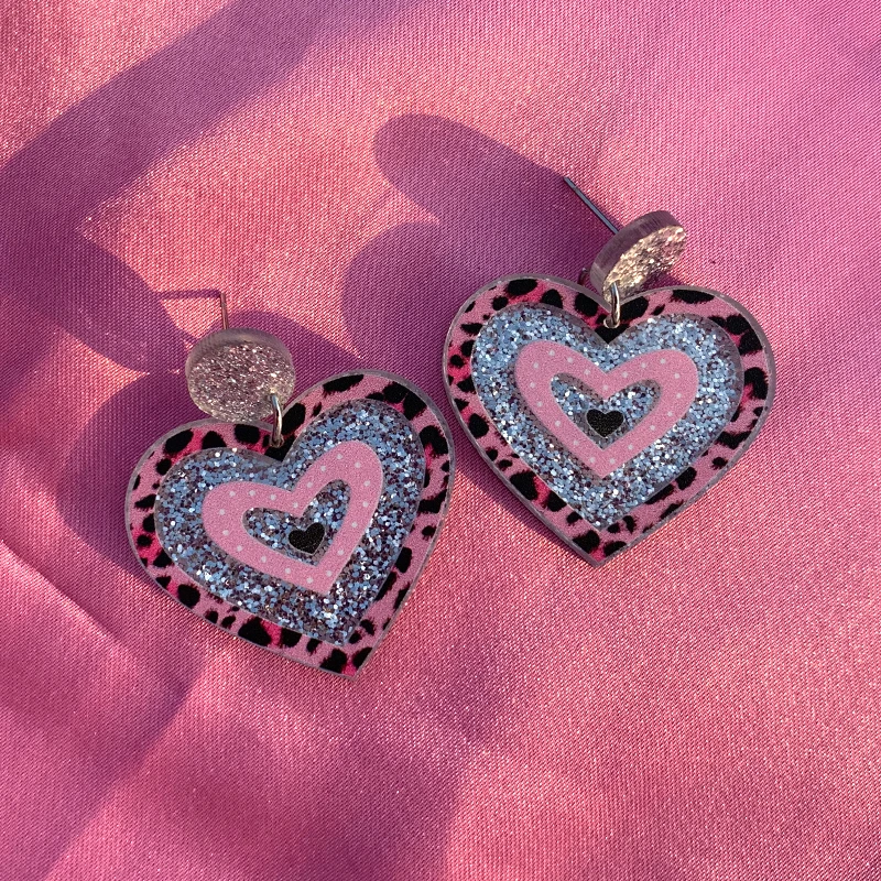 Y2k Accessories Pink Leopard Print Shiny Peach Heart Dangle Earrings for Women Egirl Aesthetic Harajuku Kawaii 2000s Earrings