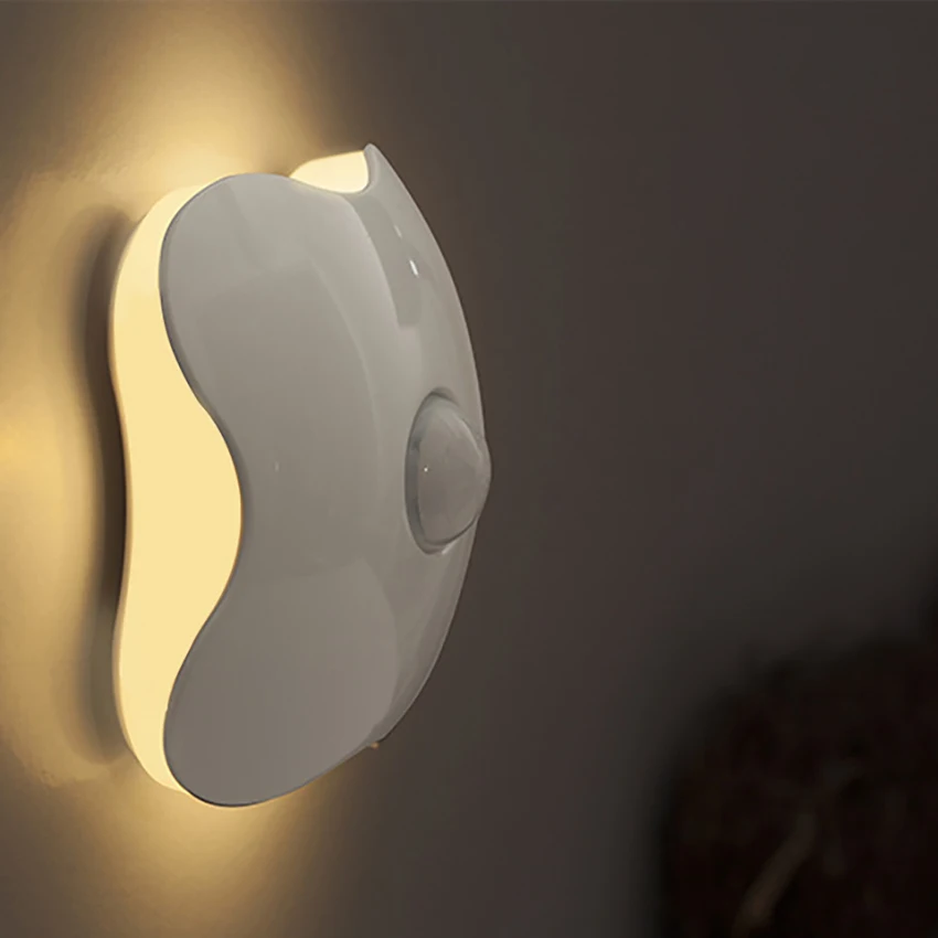 Motion Sensor LED Night Light with Auto Dusk to Dawn Sensor, Battery / Rechargeable White/ Yellow Lights for Hallway, Kitchen