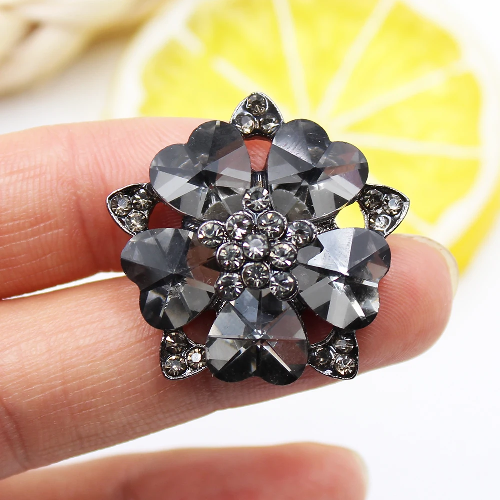 LKERAN 3Pcs/lot 30mm Black Charm Heart Crystal Rhinestones Buttons Metal Shank Sewing For Clothing Diy Accessories Decorative