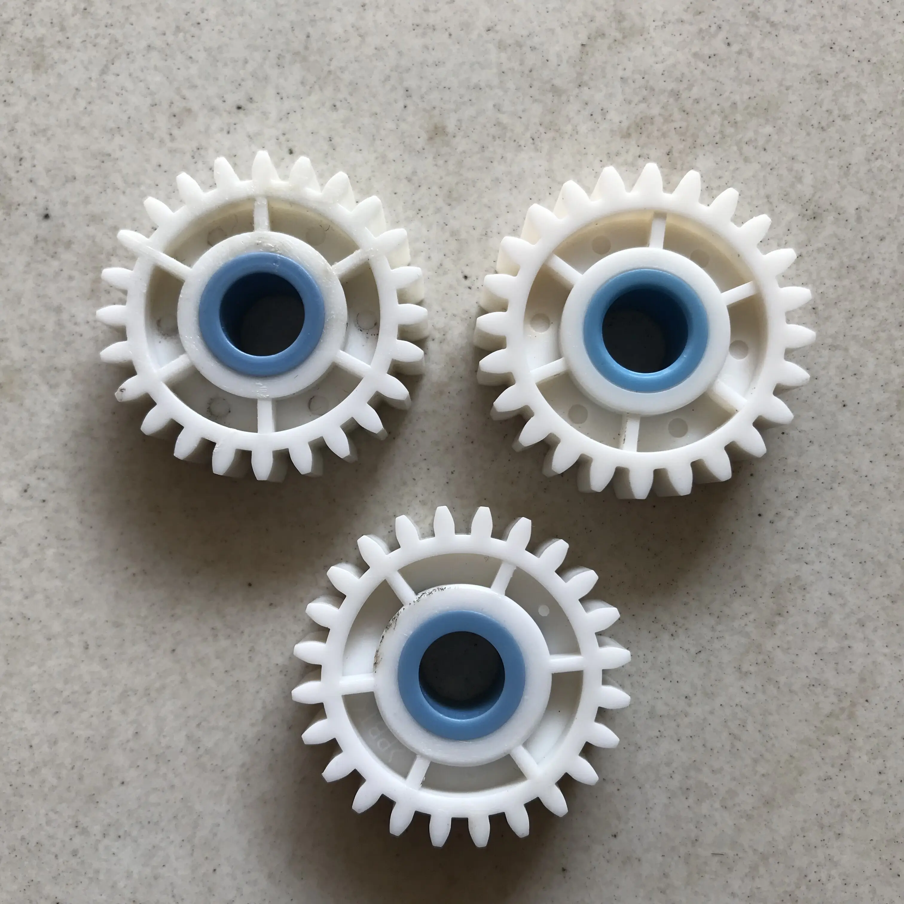 (3pcs/lot) FUJI GEAR SPUR ( 550 ) WITH BLUE BUSH 24.T.O. 327C1061821  327C1061821B for Frontier minilab