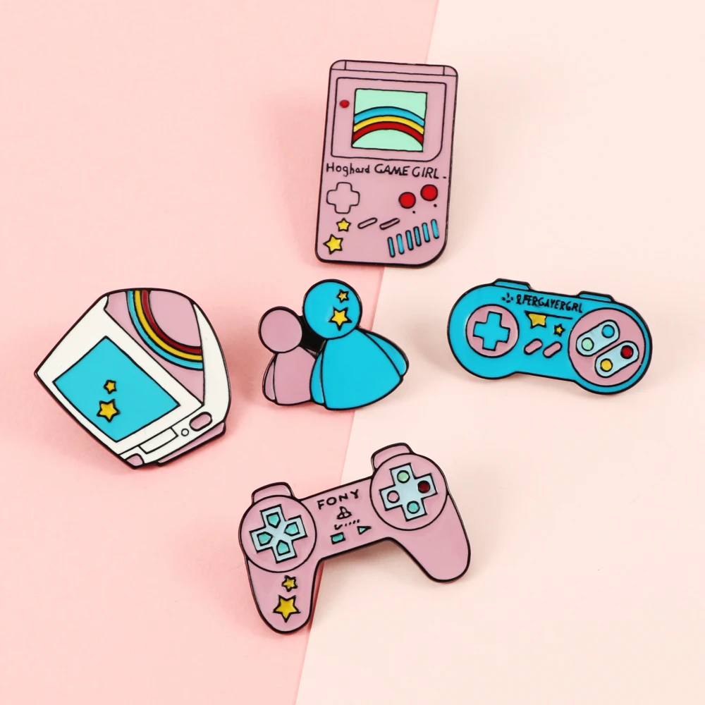 Handheld Game Console Brooches Lapel Pin Bag Pink Blue Game Radio Robot Gamepad Computer Badge Jewelry Gifts For Kids Friends