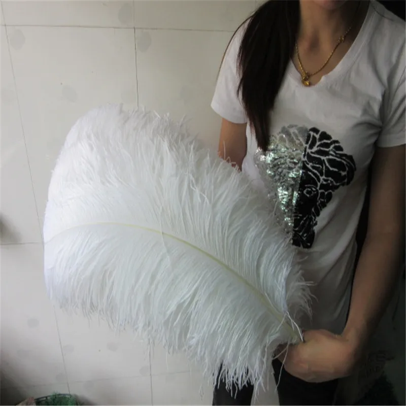 20pcs/lot Beautiful White Ostrich Feather Dancers 26-28 Inch(65-70cm) Christmas Celebration Accessories Party Plumas De Faisan