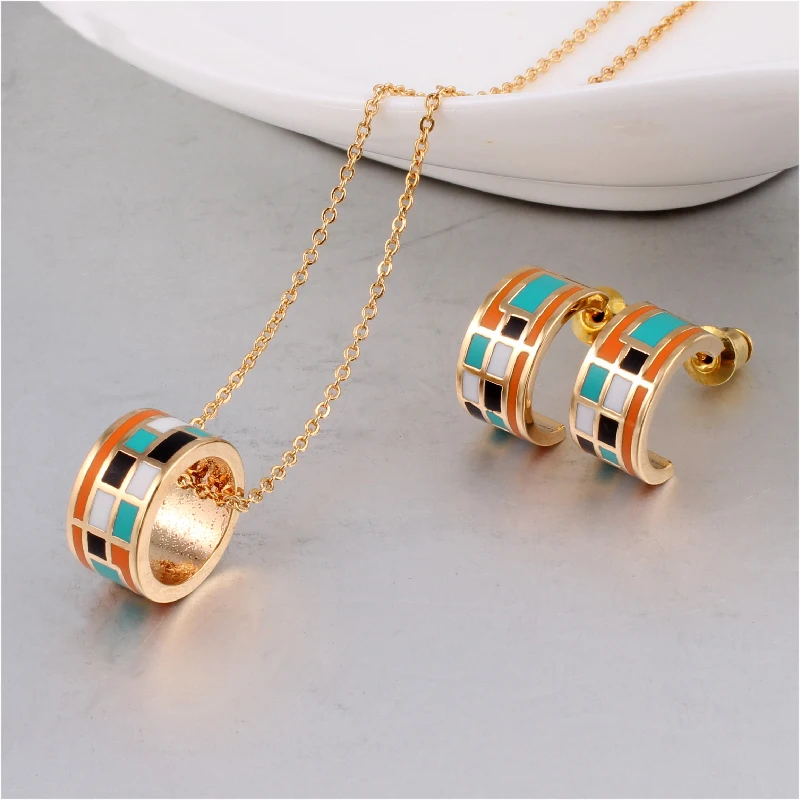 TOP Quality  Gold-color Jewelry Sets for Women Geometric Design Shape Pendant/Earrings Birthday Present