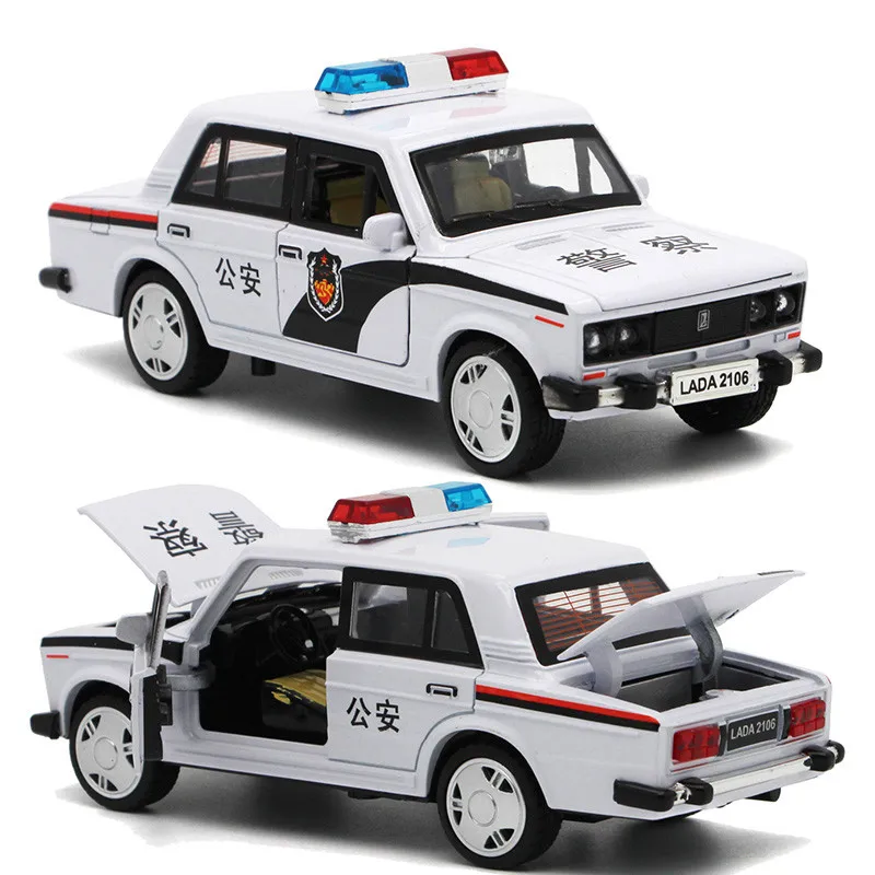 

Exquisite 1:32 retro classic Lada police alloy model,simulation die-cast sound and light back to the police model,free shipping